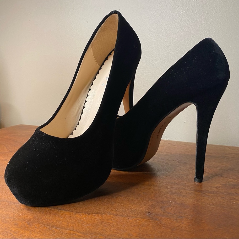 Round Toe High Heel Platform Pumps Brand New (size10)